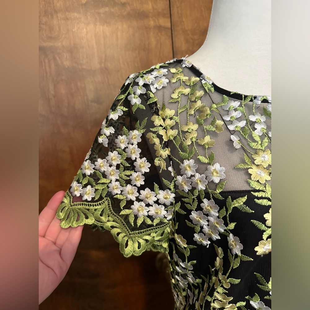 Tahari ASL Black and Gold Floral Dress - Picture 5 of 16